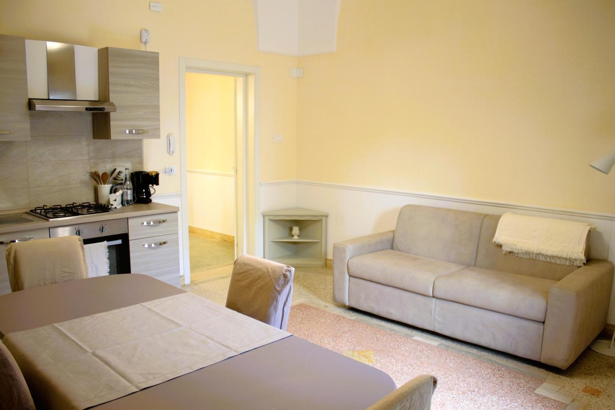 Dimora Le Tre Muse Guesthouse Lecce Extérieur photo