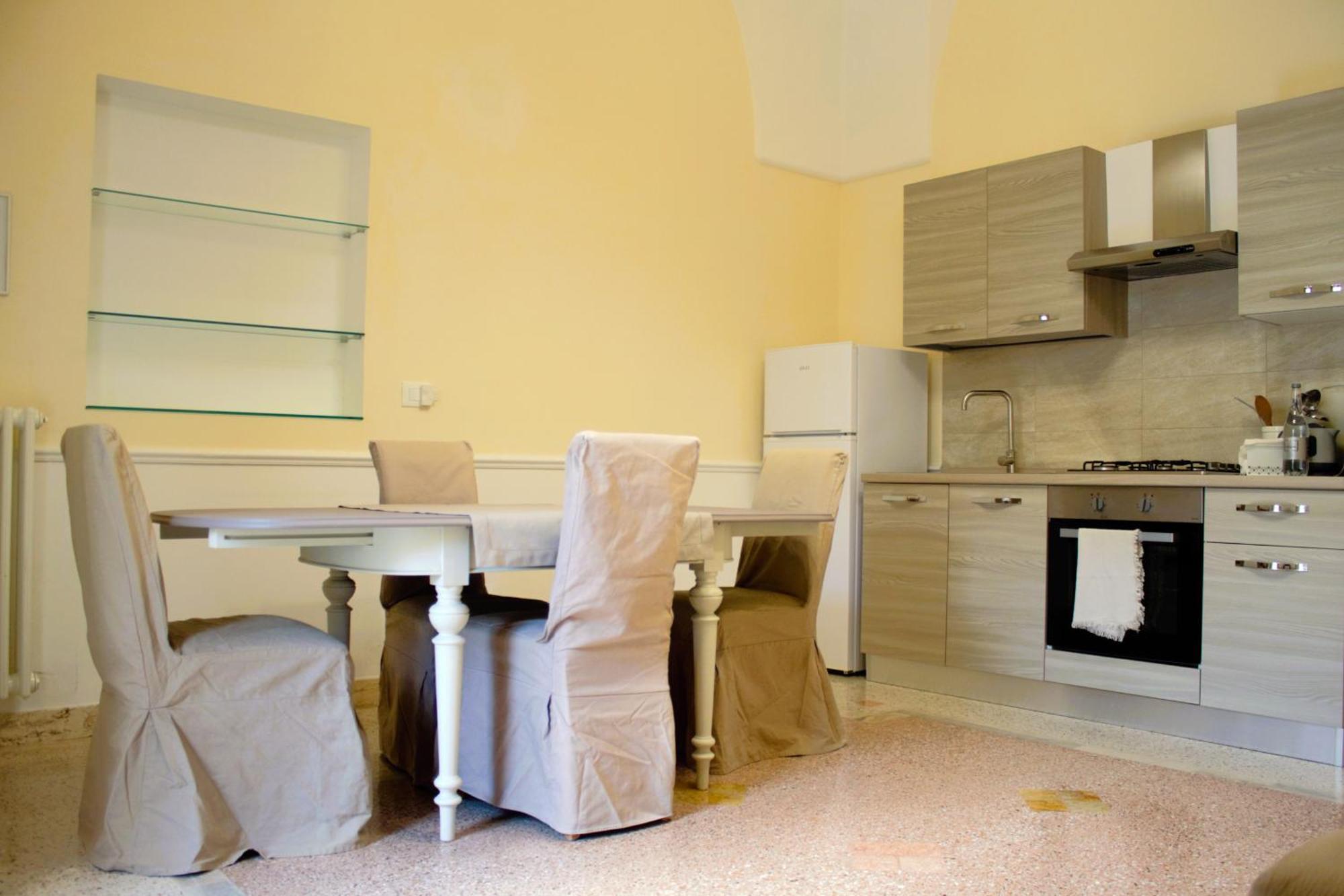 Dimora Le Tre Muse Guesthouse Lecce Extérieur photo