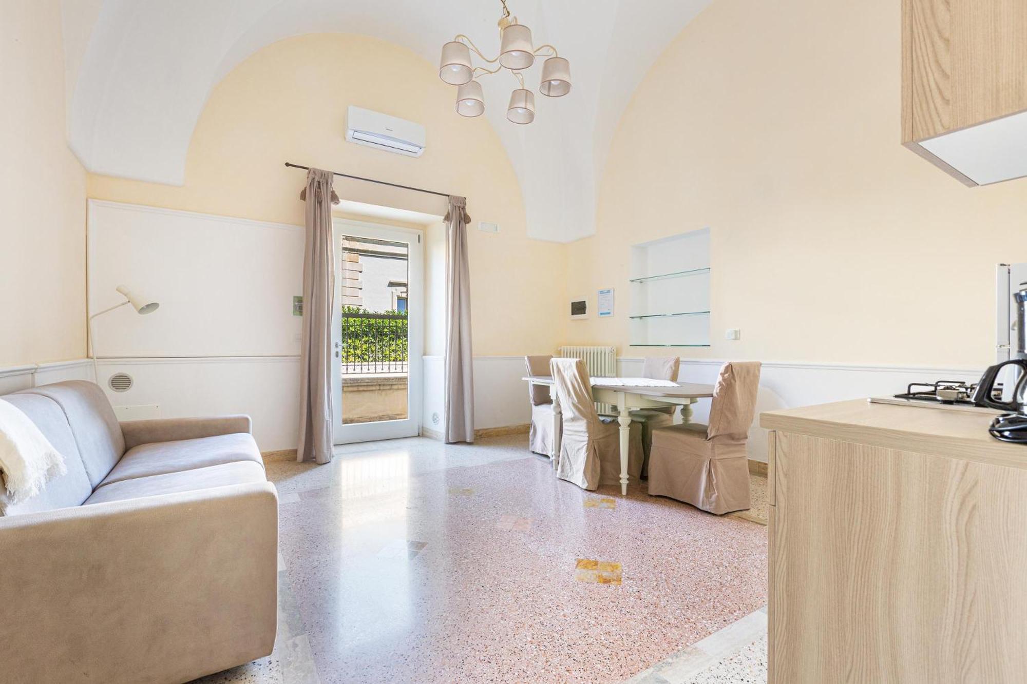 Dimora Le Tre Muse Guesthouse Lecce Extérieur photo